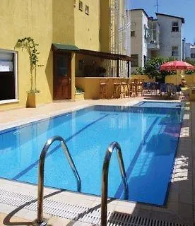 Appart hôtel Azak 3*